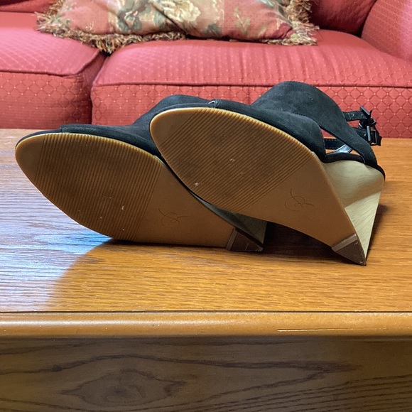 Rachel Roy Wedge Sandals - Picture 4 of 7